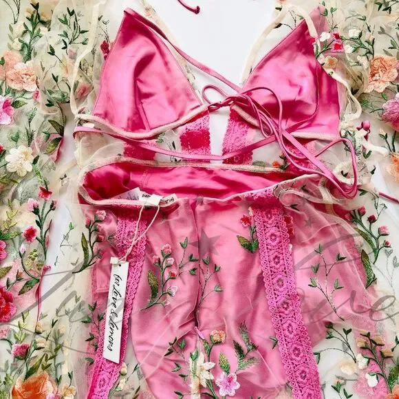 chinese dress ladies For Love & Lemons - Eclair Maxi Dress Ivory Floral (Size 6/10)  Goldie's